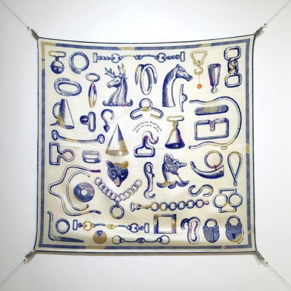 SHMS250618 Momme Doppelseitig 90x90cm Köperseide Hermès "Eine poetische Retrospektive von Reitsportartikelgeschichten" (RS4H0U)