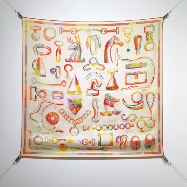 SHMS250618 Momme Doppelseitig 90x90cm Köperseide Hermès "Eine poetische Retrospektive von Reitsportartikelgeschichten" (ZGF92V)
