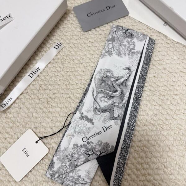 replica,schuhe,beste,kaufen,1:1,besten,seiten,Replik,turnschuhe,sneakers Bedrucktes Haarband von Dior aus hochwertiger Seide (NKTKHT).