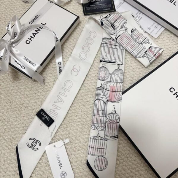 replica,schuhe,beste,kaufen,1:1,besten,seiten,Replik,turnschuhe,sneakers Chanel Twilly Mini-Schal (QS4G83)