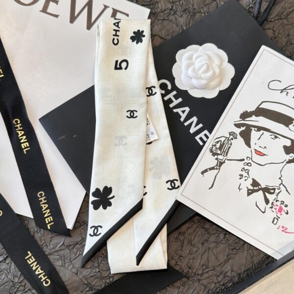 replica,schuhe,beste,kaufen,1:1,besten,seiten,Replik,turnschuhe,sneakers Chanel Twilly Mini-Schal (ANYJD1)