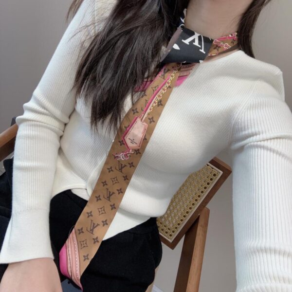 replica,schuhe,beste,kaufen,1:1,besten,seiten,Replik,turnschuhe,sneakers Das neueste doppellagige Stirnband von Louis Vuitton – vielseitig, kann als Krawatte, Fliege oder Band getragen werden (LCFRJ6)
