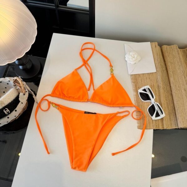 replica,schuhe,beste,kaufen,1:1,besten,seiten,Replik,turnschuhe,sneakers Versace zweiteiliger Bikini-Badeanzug (YVRRJE)