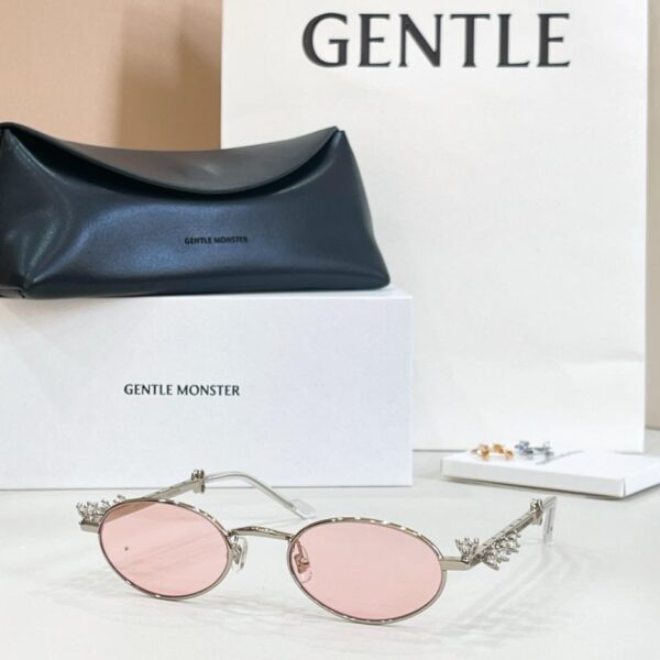 replica,schuhe,beste,kaufen,1:1,besten,seiten,Replik,turnschuhe,sneakers GM Sonnenbrille, Gentle Monster, Modell Pierced Sonnenbrille (68H3WJ)