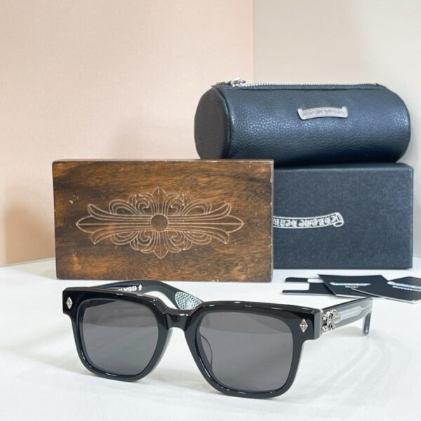 replica,schuhe,beste,kaufen,1:1,besten,seiten,Replik,turnschuhe,sneakers Chrome Hearts Sonnenbrille, Modell Cuntvoluted Rouss (2 OSSUY)