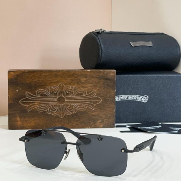 replica,schuhe,beste,kaufen,1:1,besten,seiten,Replik,turnschuhe,sneakers Chrome Hearts Sonnenbrille, Modell CH8136 (2H9BXB)