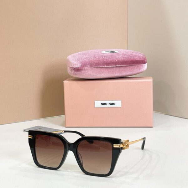 replica,schuhe,beste,kaufen,1:1,besten,seiten,Replik,turnschuhe,sneakers MIUMIU Sonnenbrille MODELL SMU B09(LU25I7)
