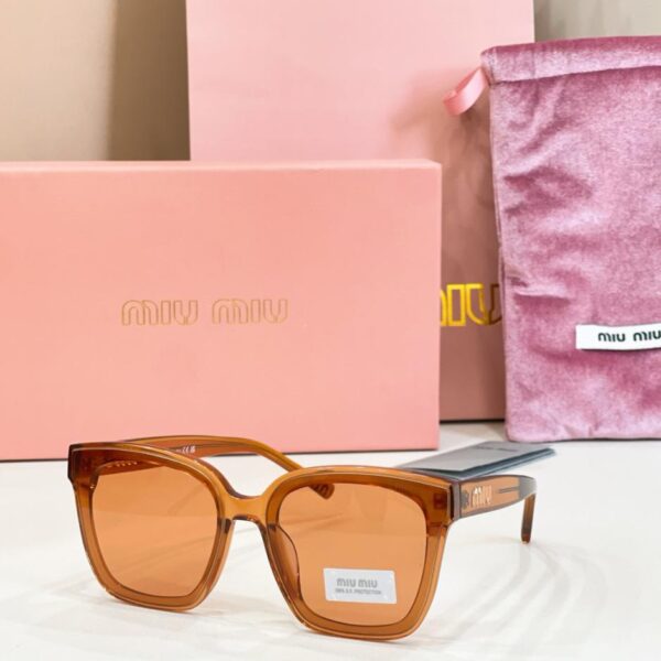 replica,schuhe,beste,kaufen,1:1,besten,seiten,Replik,turnschuhe,sneakers MIUMIU Sonnenbrille MODELL SMU 107Z(H38USQ)