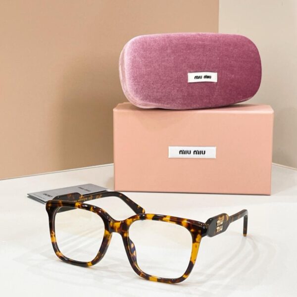 replica,schuhe,beste,kaufen,1:1,besten,seiten,Replik,turnschuhe,sneakers MIUMIU Sonnenbrille MODELL VMU 02Z(21TZ38)