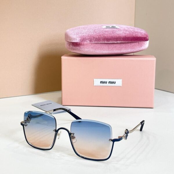 replica,schuhe,beste,kaufen,1:1,besten,seiten,Replik,turnschuhe,sneakers MIUMIU Sonnenbrille MODELL Smu 72WS (5YYR5G)