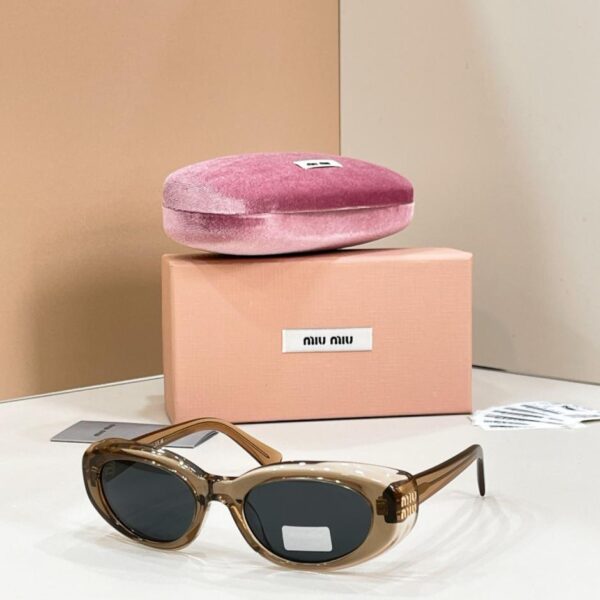 replica,schuhe,beste,kaufen,1:1,besten,seiten,Replik,turnschuhe,sneakers MIU MIU Brille MODELL MU B09S(U2N4ET)