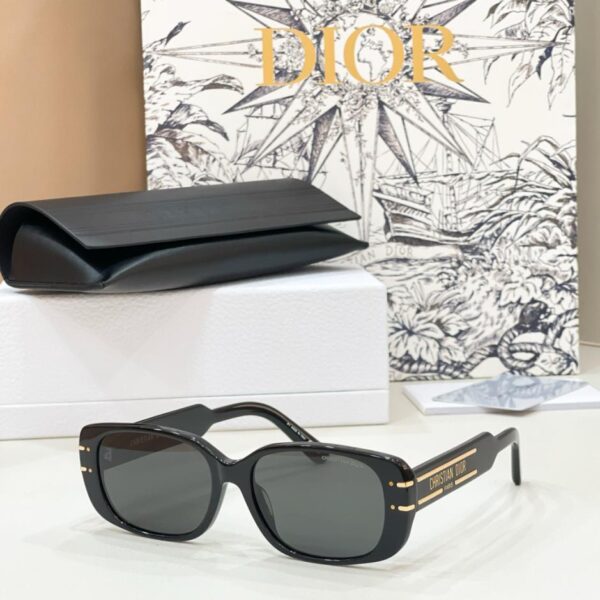 replica,schuhe,beste,kaufen,1:1,besten,seiten,Replik,turnschuhe,sneakers DIOR Brillenmodell DIOR Eyewear Signature S12F(VQBAC8)