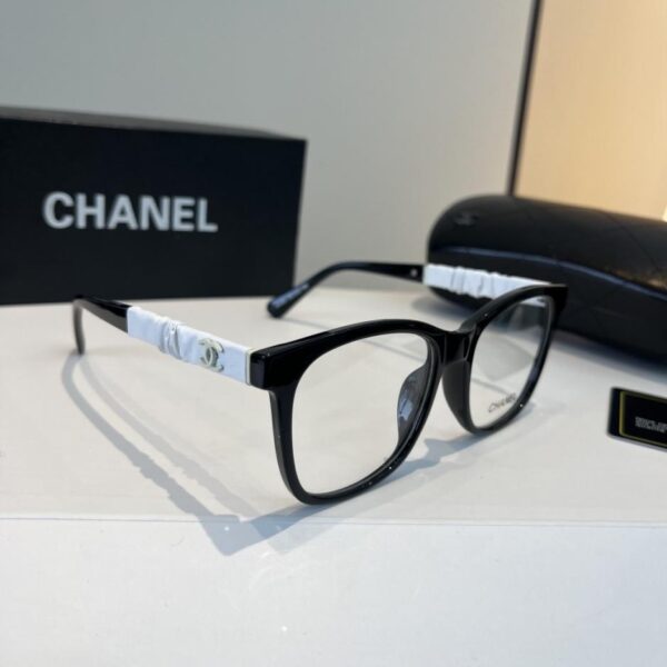 replica,schuhe,beste,kaufen,1:1,besten,seiten,Replik,turnschuhe,sneakers Chanel-Sonnenbrille – ein Favorit unter vielen Prominenten (28UV1R)