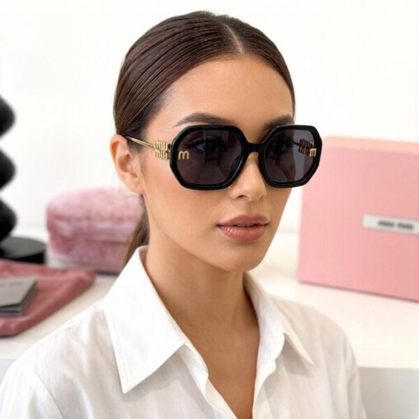 replica,schuhe,beste,kaufen,1:1,besten,seiten,Replik,turnschuhe,sneakers MIUMIU Neue Sonnenbrille (C4W66V)