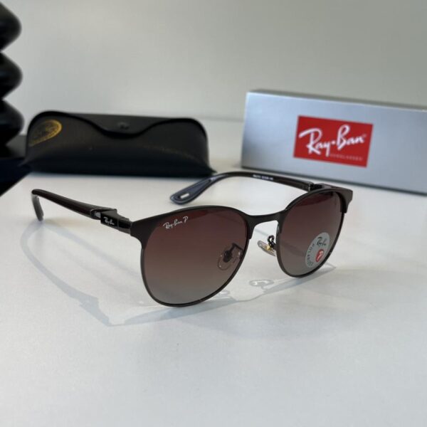 replica,schuhe,beste,kaufen,1:1,besten,seiten,Replik,turnschuhe,sneakers Ray-Ban trendige Sonnenbrille für Damen und Herren RB3721(2Y3LGI)
